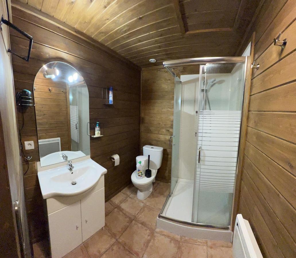 Chalet 6A Dans Les Pyrenees Proche D'Andorre LʼHospitalet-près-lʼAndorre Esterno foto
