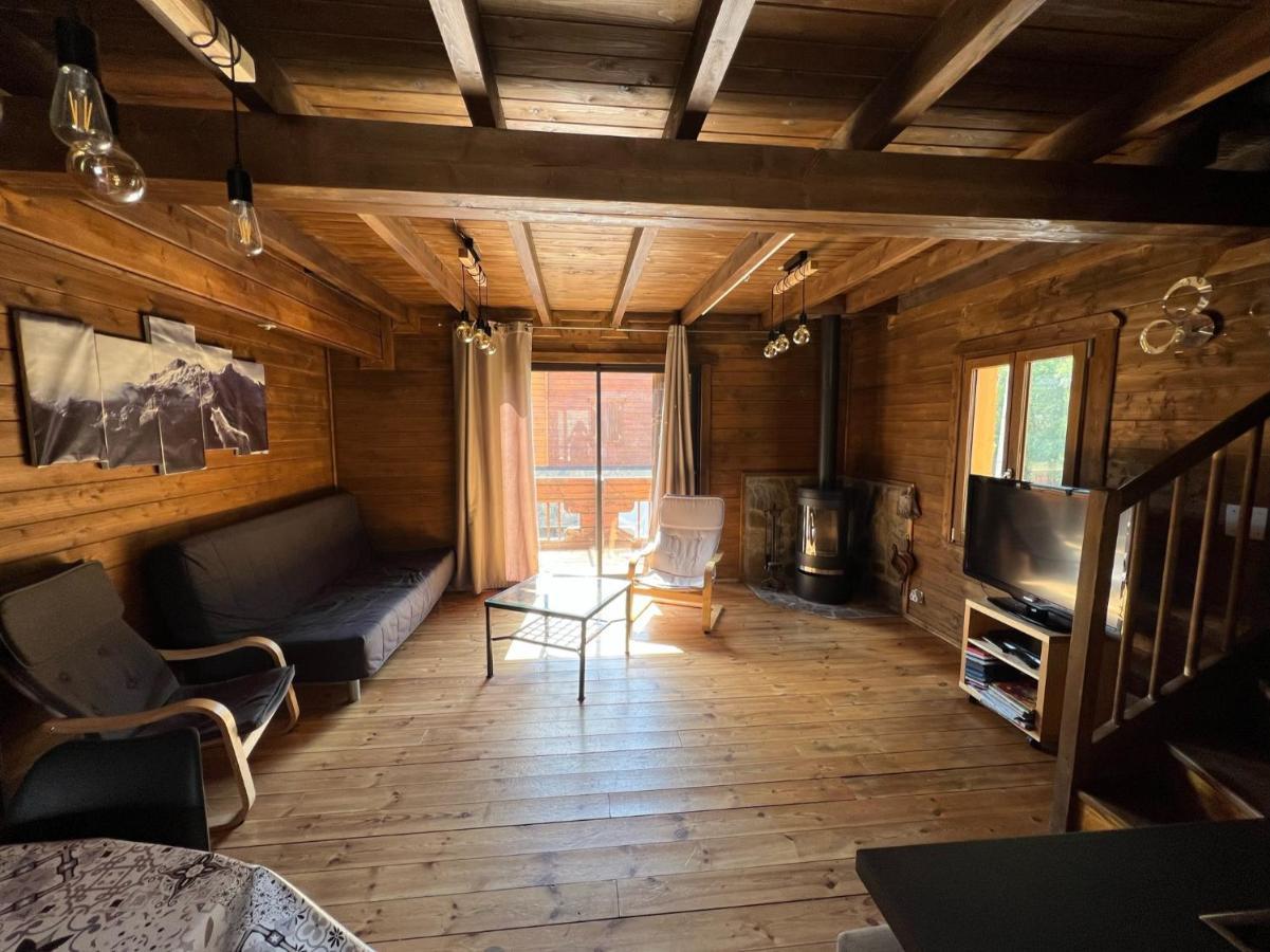 Chalet 6A Dans Les Pyrenees Proche D'Andorre LʼHospitalet-près-lʼAndorre Esterno foto