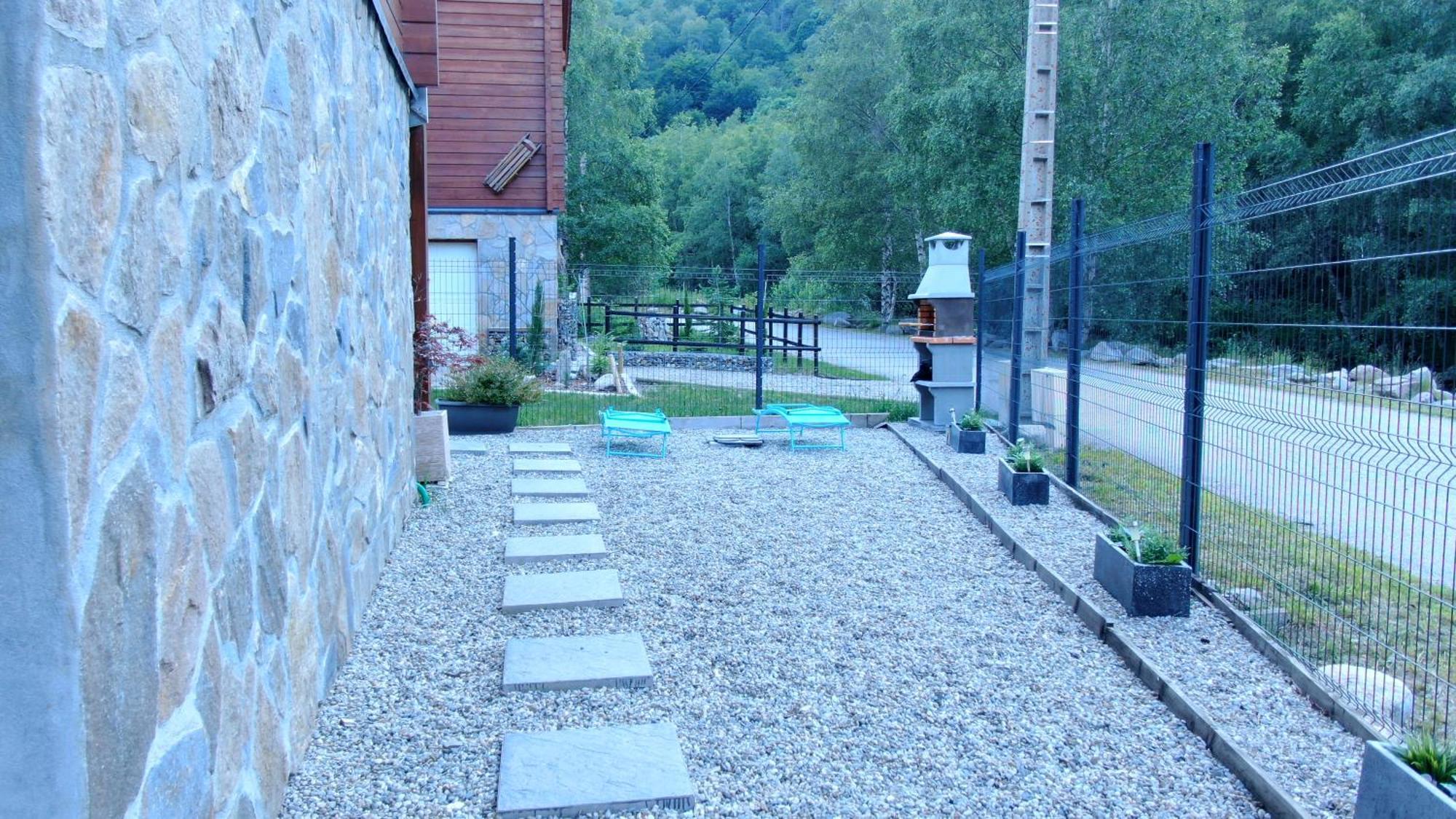 Chalet 6A Dans Les Pyrenees Proche D'Andorre LʼHospitalet-près-lʼAndorre Esterno foto