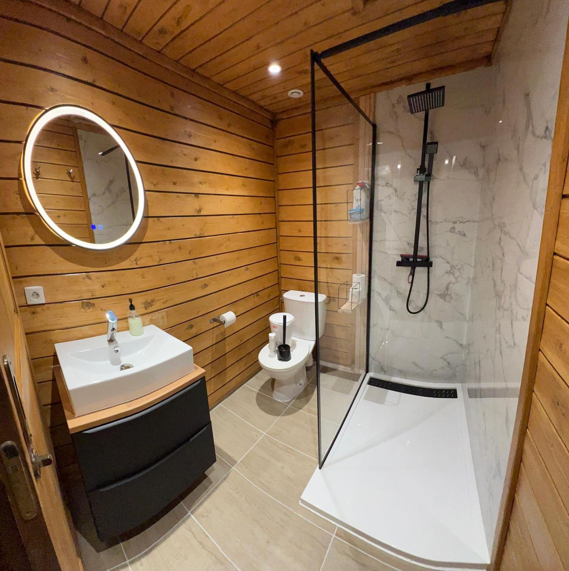 Chalet 6A Dans Les Pyrenees Proche D'Andorre LʼHospitalet-près-lʼAndorre Esterno foto